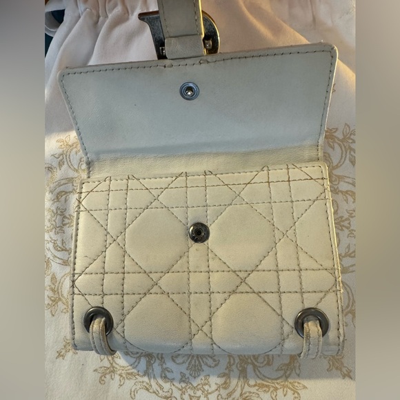 Christian Dior leather quilted wallet - Picture 4 of 16